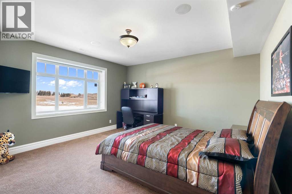 124 Grizzly Rise, Rural Rocky View County, Alberta  T4C 0B5 - Photo 31 - A2211387