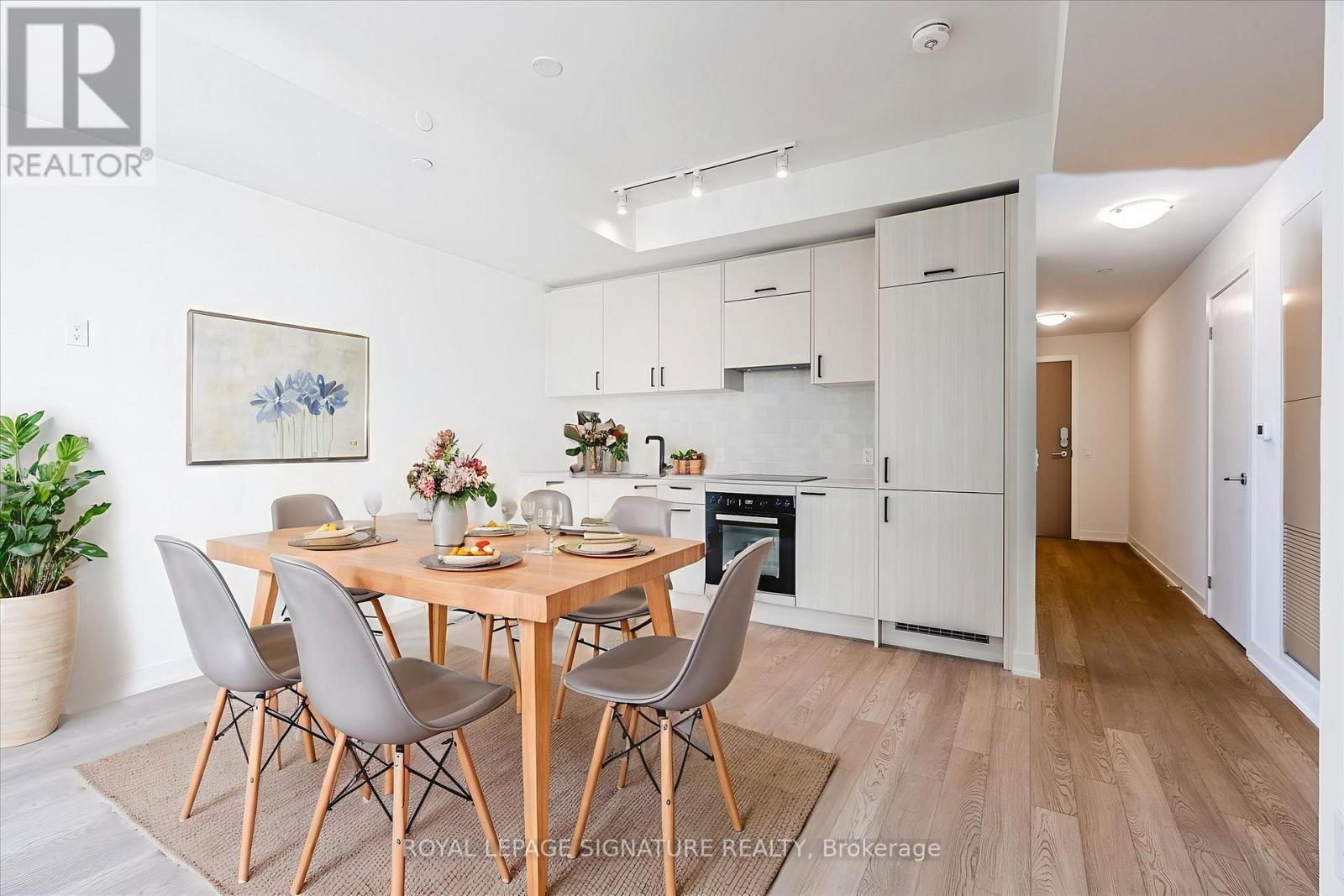 1420 - 1 Quarrington Lane, Toronto, Ontario  M3C 0S4 - Photo 14 - C12637292