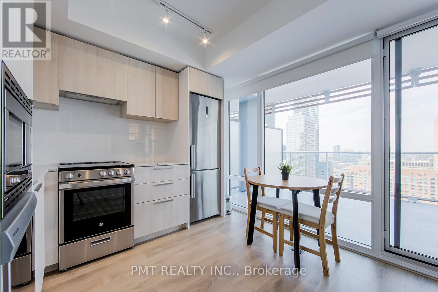 2106 - 18 Maitland Terrace, Toronto, Ontario  M4Y 0H2 - Photo 5 - C12637306