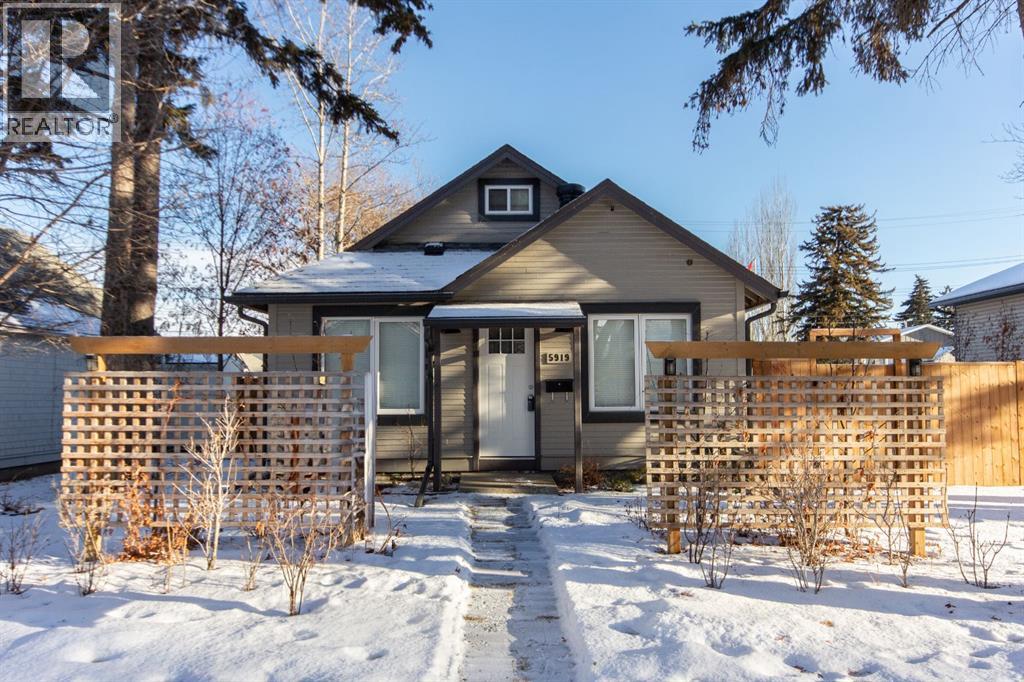 5919 52 Avenue, Red Deer, Alberta  T4N 4K6 - Photo 1 - A2260879