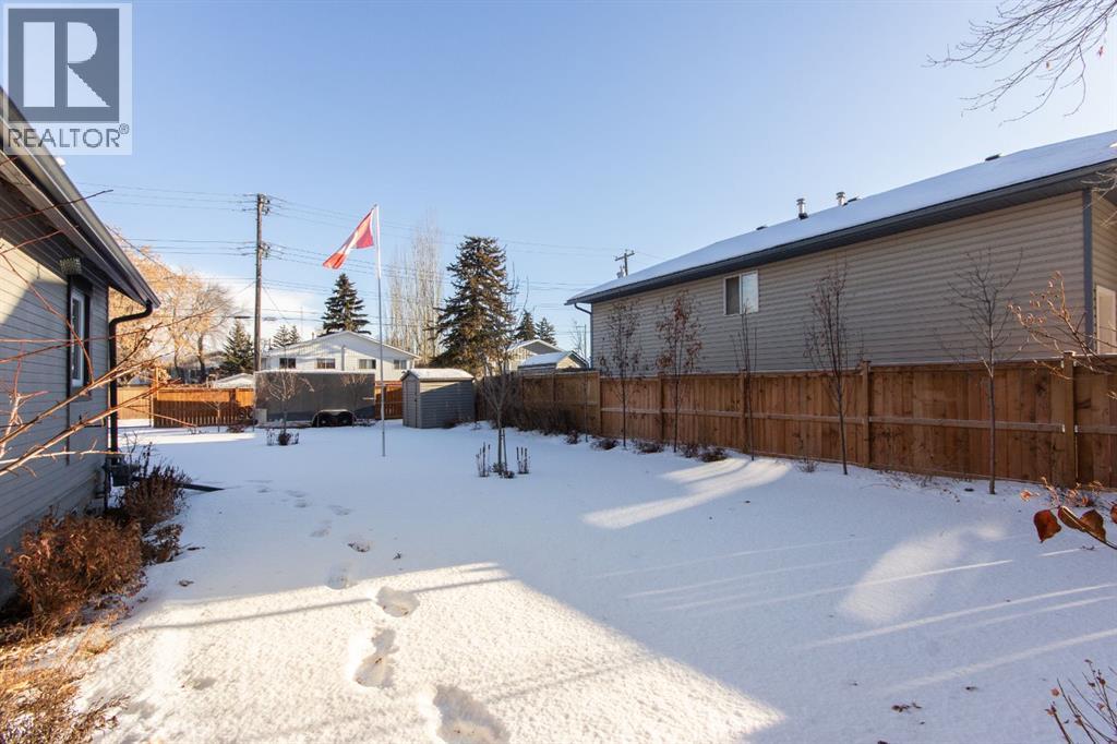 5919 52 Avenue, Red Deer, Alberta  T4N 4K6 - Photo 33 - A2260879