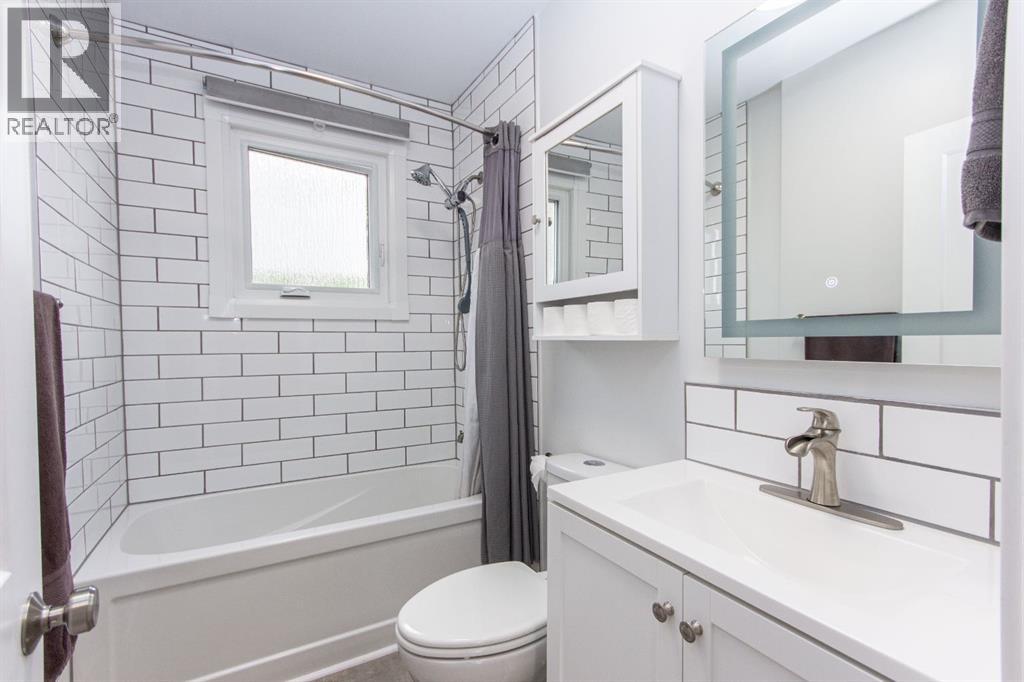 5919 52 Avenue, Red Deer, Alberta  T4N 4K6 - Photo 13 - A2260879