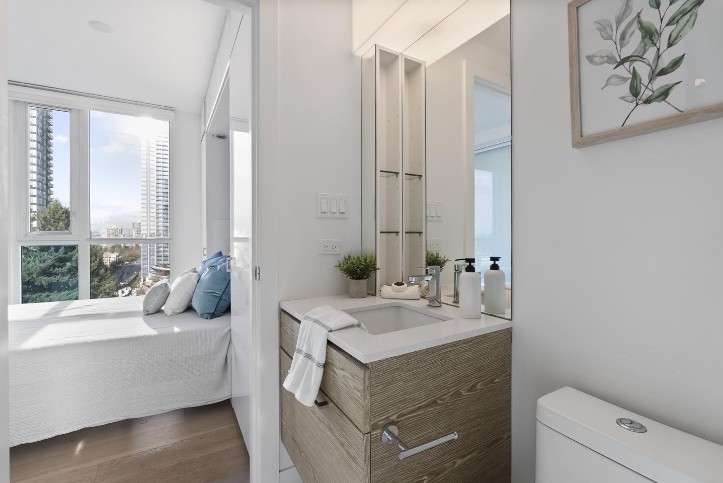 1106 13438 Central Avenue, Surrey, British Columbia  V3T 0N2 - Photo 16 - R3074146