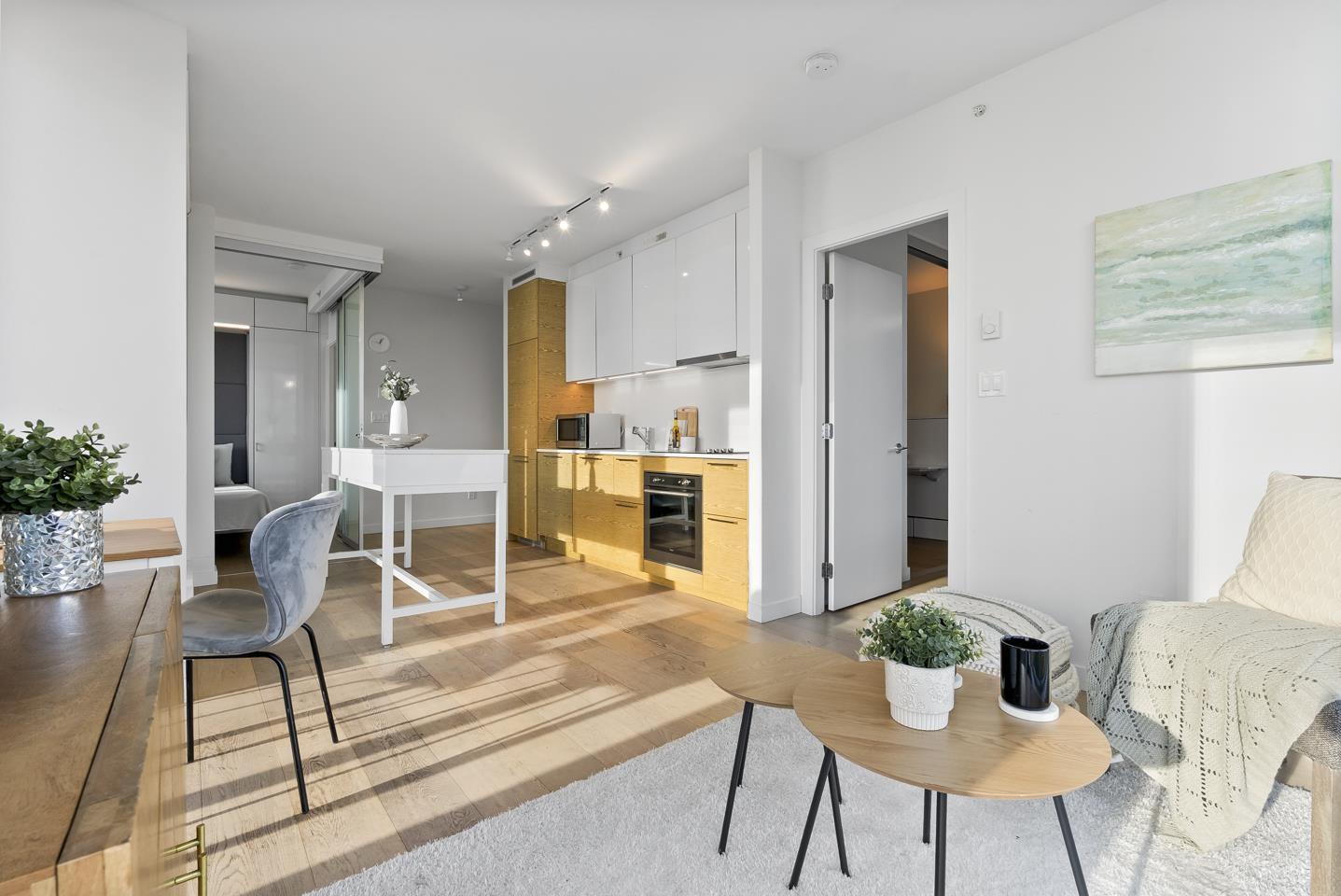 1106 13438 Central Avenue, Surrey, British Columbia  V3T 0N2 - Photo 4 - R3074146