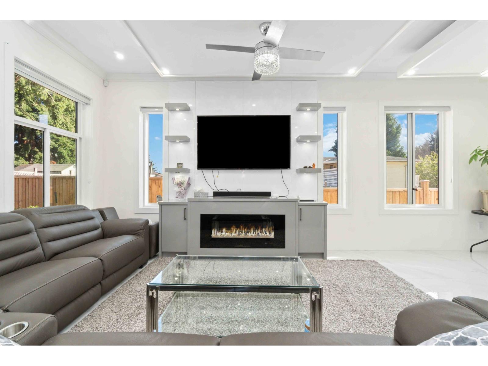 7688 115a Street, Delta, British Columbia  V4C 5R2 - Photo 4 - R3074127