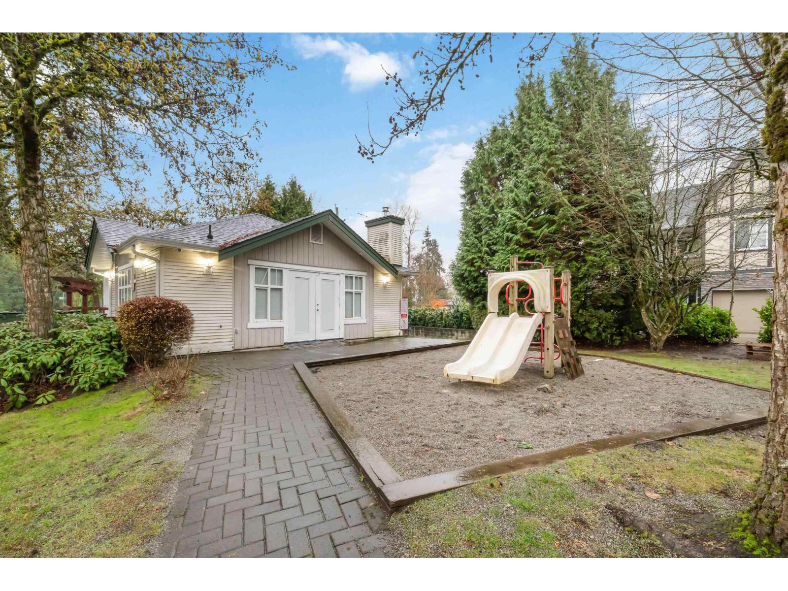 109 6739 137 Street, Surrey, British Columbia  V3W 9C4 - Photo 5 - R3071062