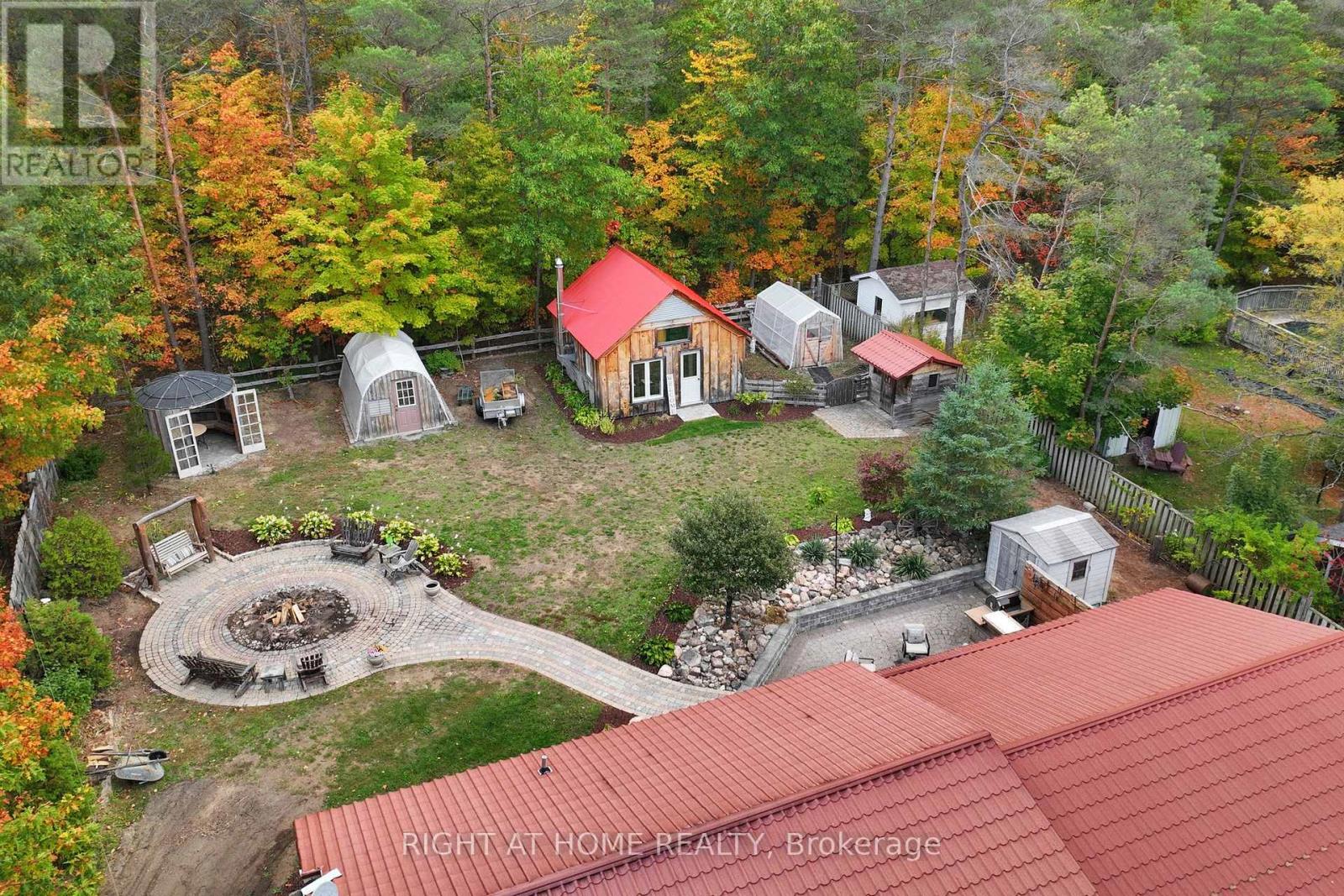 1243 Crossland Road, Springwater, Ontario  L9X 1B3 - Photo 29 - S12574174