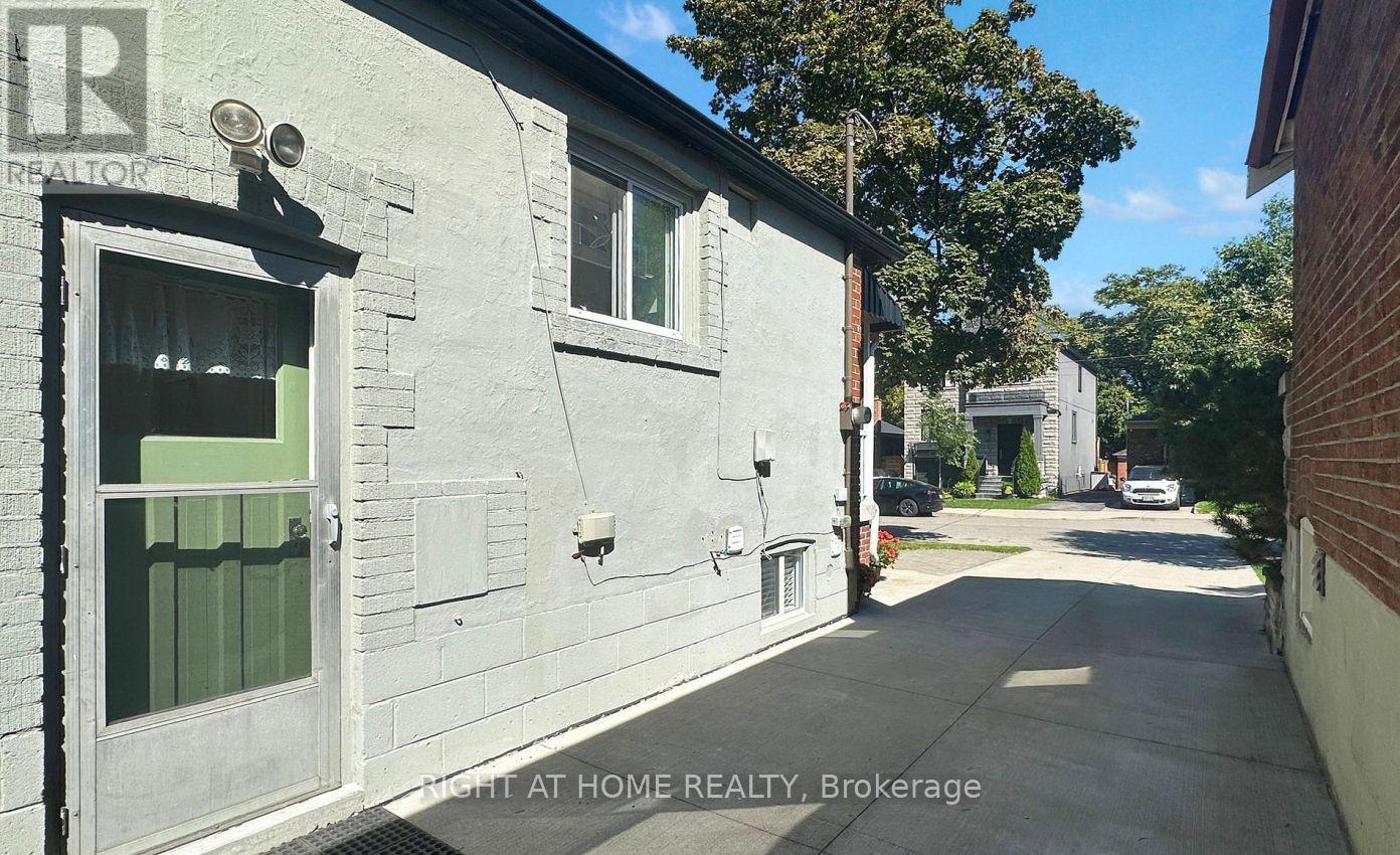 Basement - 100 Lankin Boulevard, Toronto, Ontario  M4J 4X3 - Photo 2 - E12637320