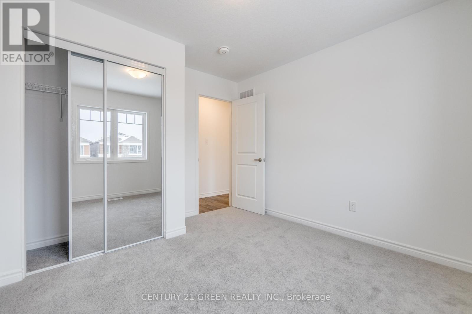 64 Histand Trail, Kitchener, Ontario  N2R 0S2 - Photo 32 - X12636990