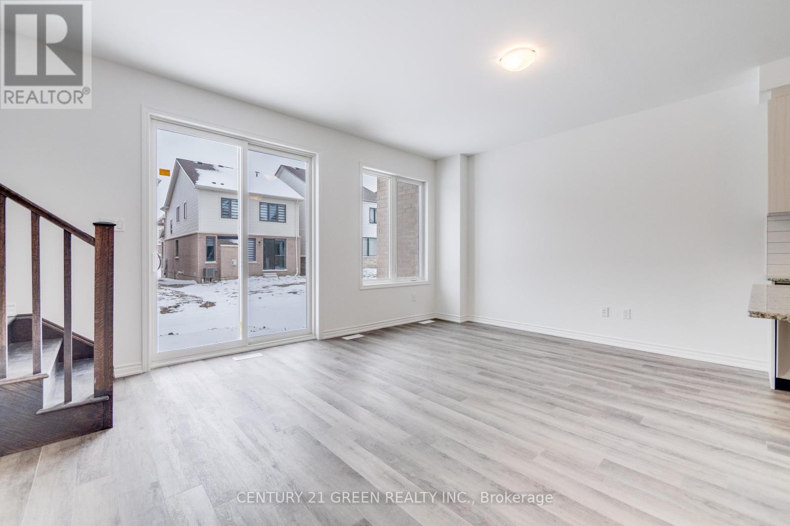 64 Histand Trail, Kitchener, Ontario  N2R 0S2 - Photo 19 - X12636990