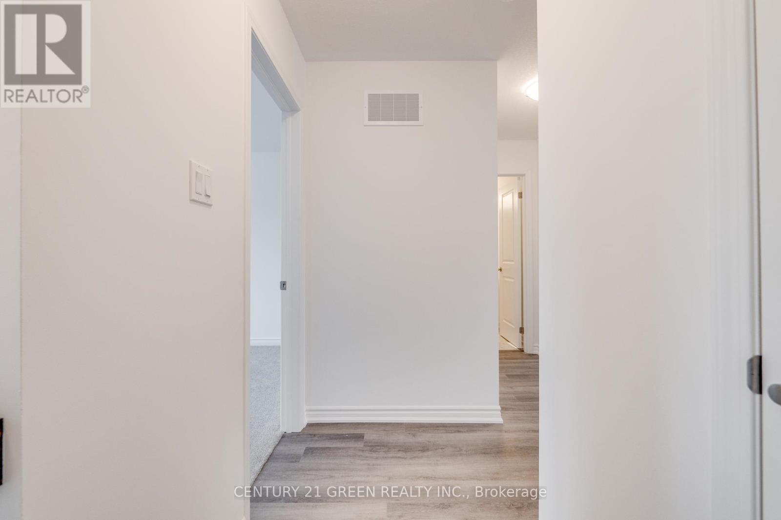 64 Histand Trail, Kitchener, Ontario  N2R 0S2 - Photo 23 - X12636990