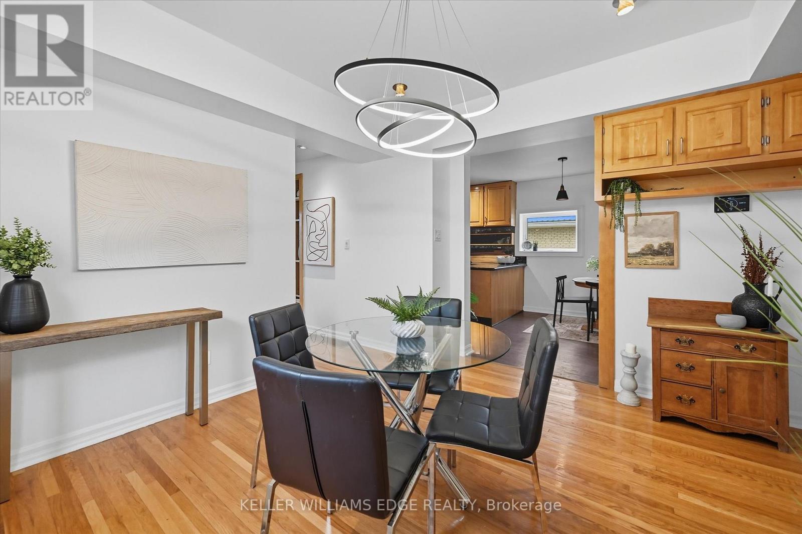 1348 Augustine Drive, Burlington, Ontario  L7P 2M8 - Photo 10 - W12637298