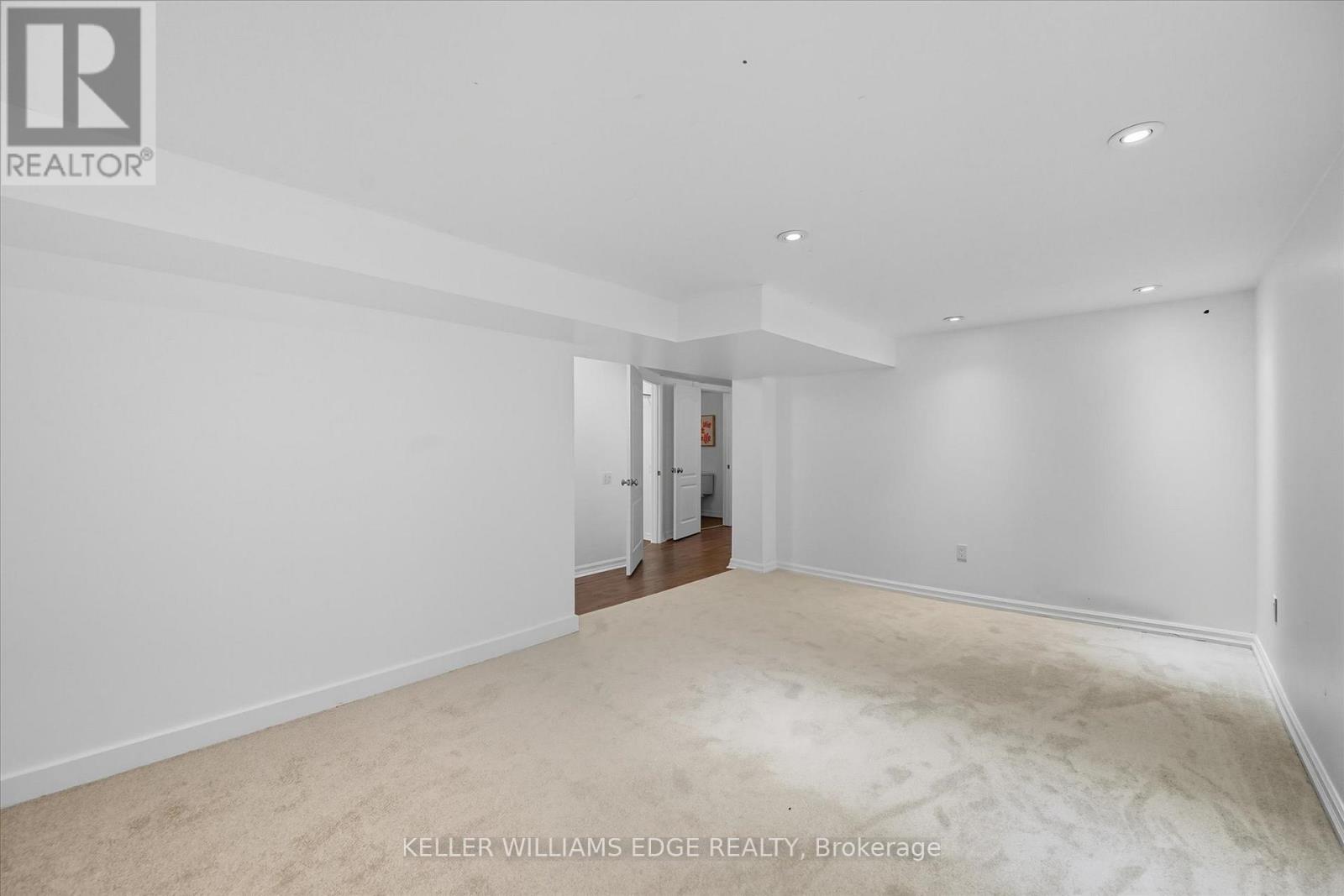 1348 Augustine Drive, Burlington, Ontario  L7P 2M8 - Photo 38 - W12637298