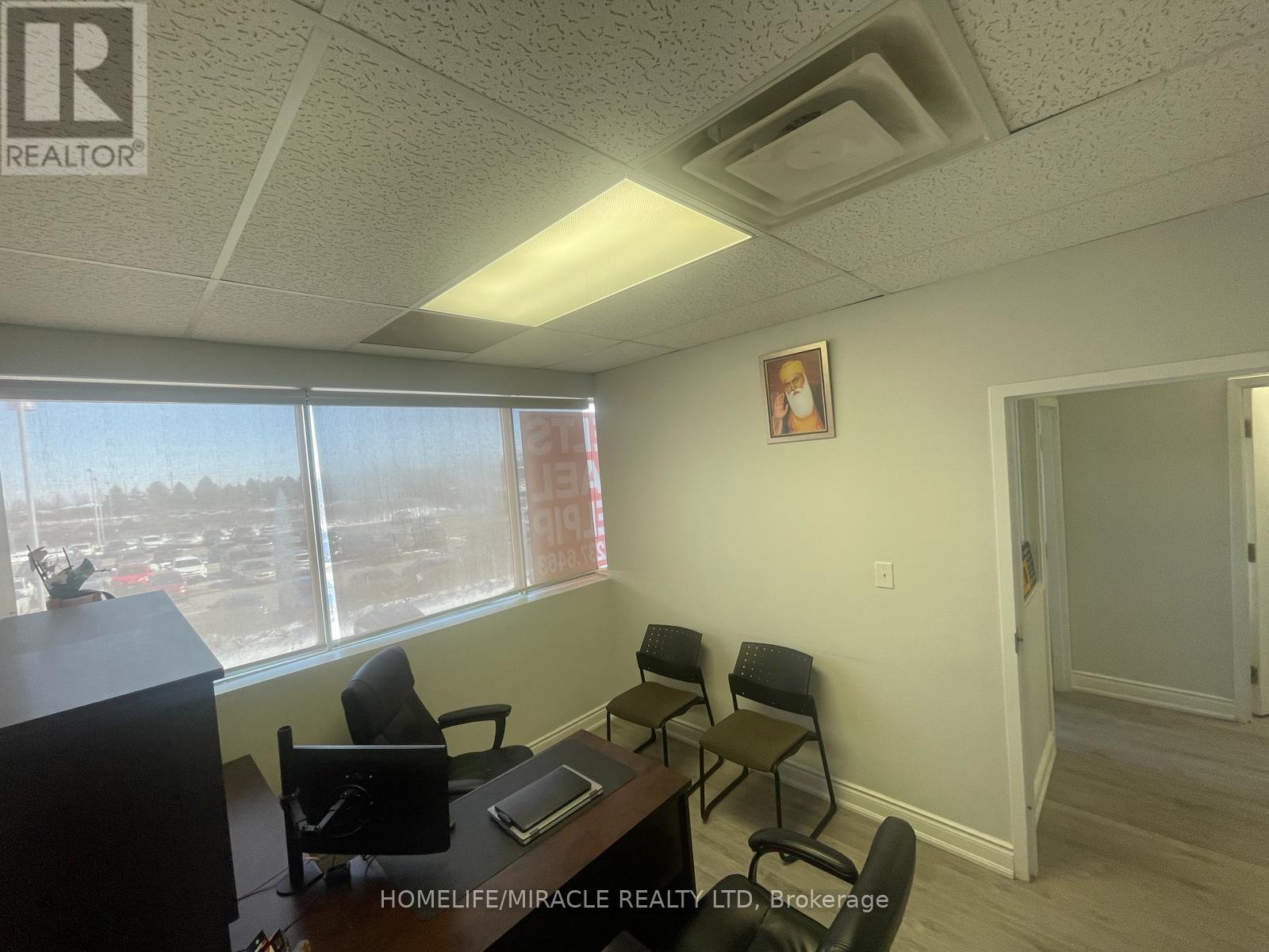 209 - 10095 Bramalea Road, Brampton, Ontario  L6R 0K1 - Photo 14 - W12637316