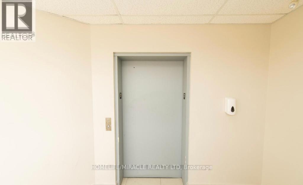 209 - 10095 Bramalea Road, Brampton, Ontario  L6R 0K1 - Photo 8 - W12637316