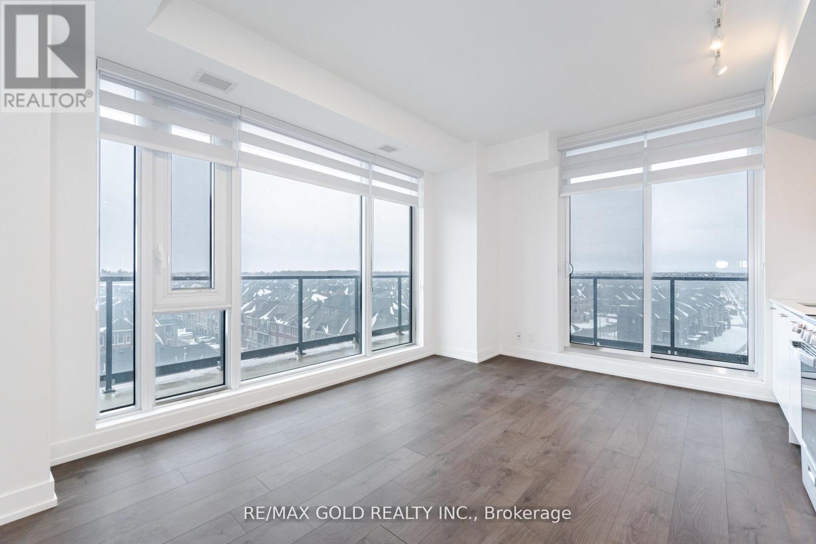 703 - 215 Veterans Drive, Brampton, Ontario  L7A 5L6 - Photo 14 - W12637318