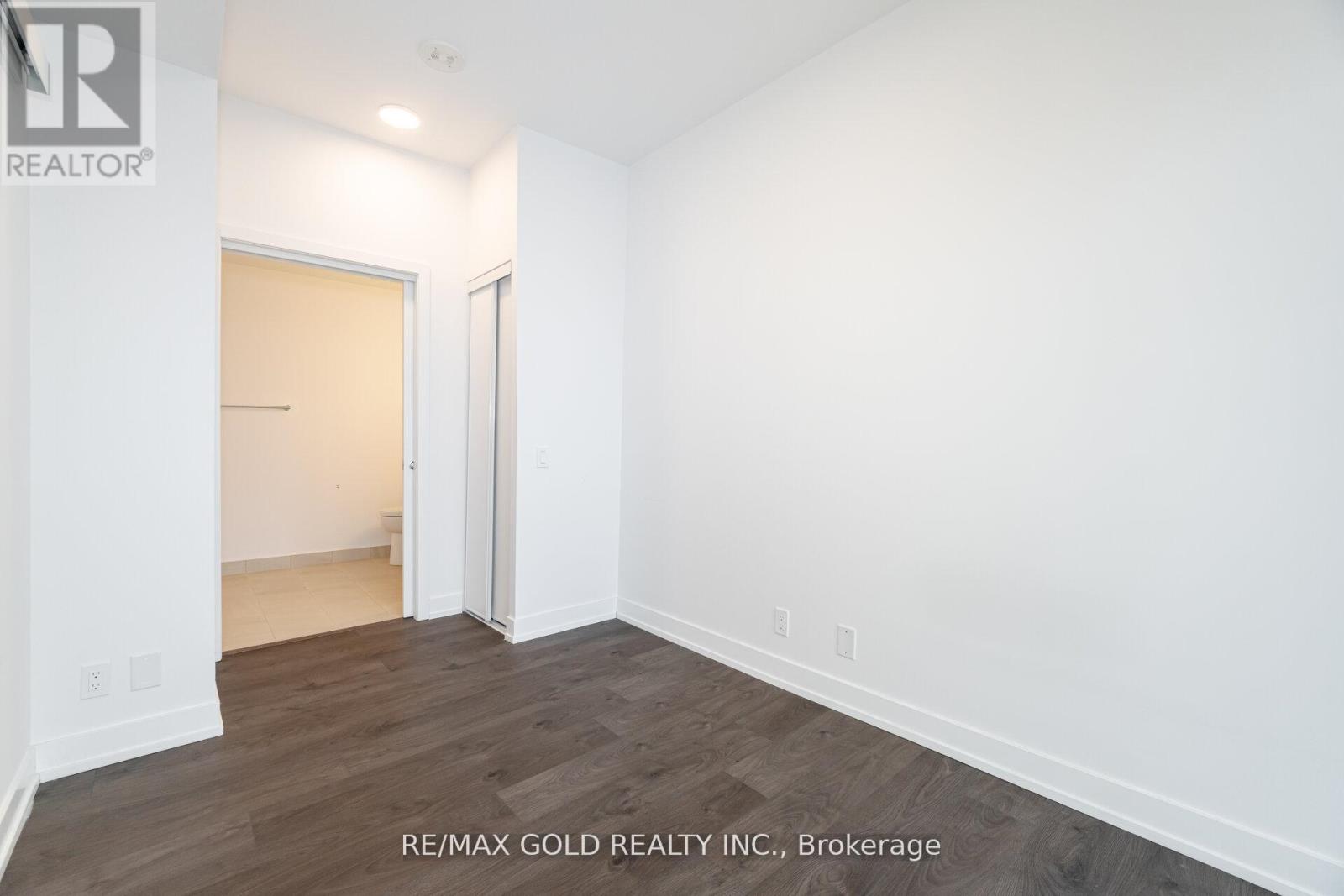 703 - 215 Veterans Drive, Brampton, Ontario  L7A 5L6 - Photo 20 - W12637318