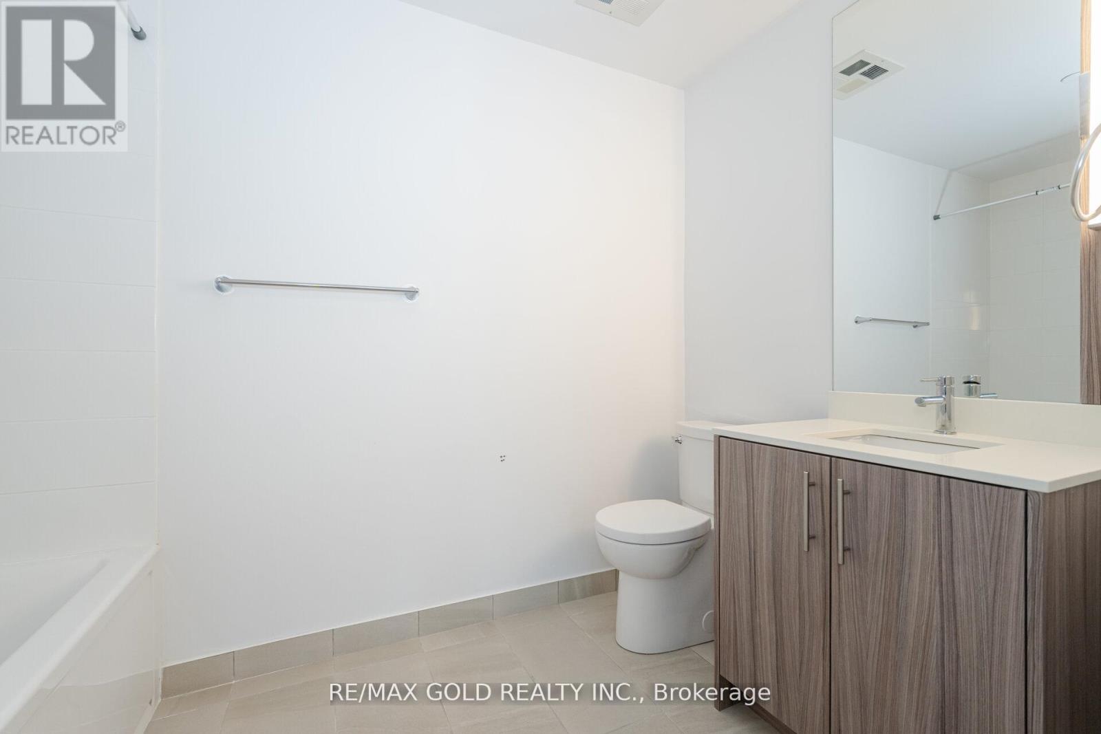 703 - 215 Veterans Drive, Brampton, Ontario  L7A 5L6 - Photo 24 - W12637318