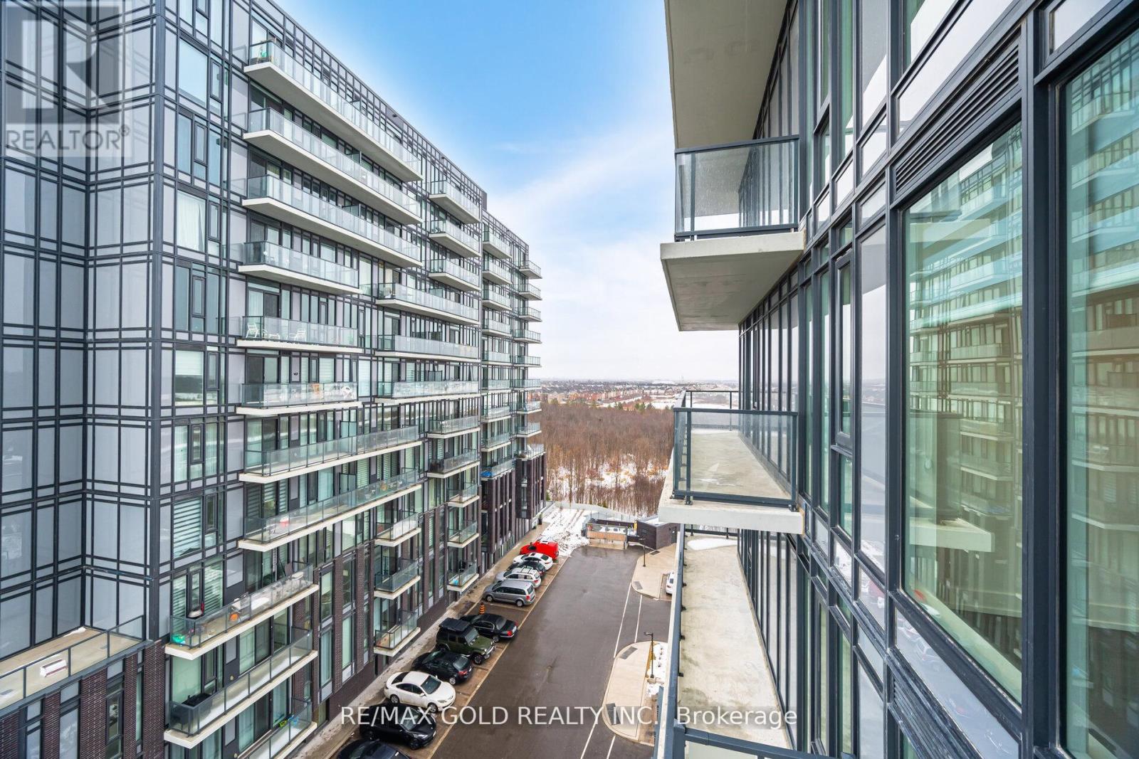 703 - 215 Veterans Drive, Brampton, Ontario  L7A 5L6 - Photo 38 - W12637318