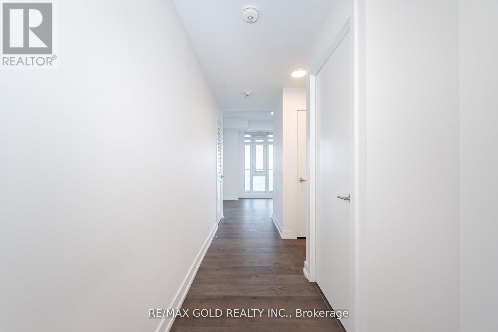 703 - 215 Veterans Drive, Brampton, Ontario  L7A 5L6 - Photo 7 - W12637318