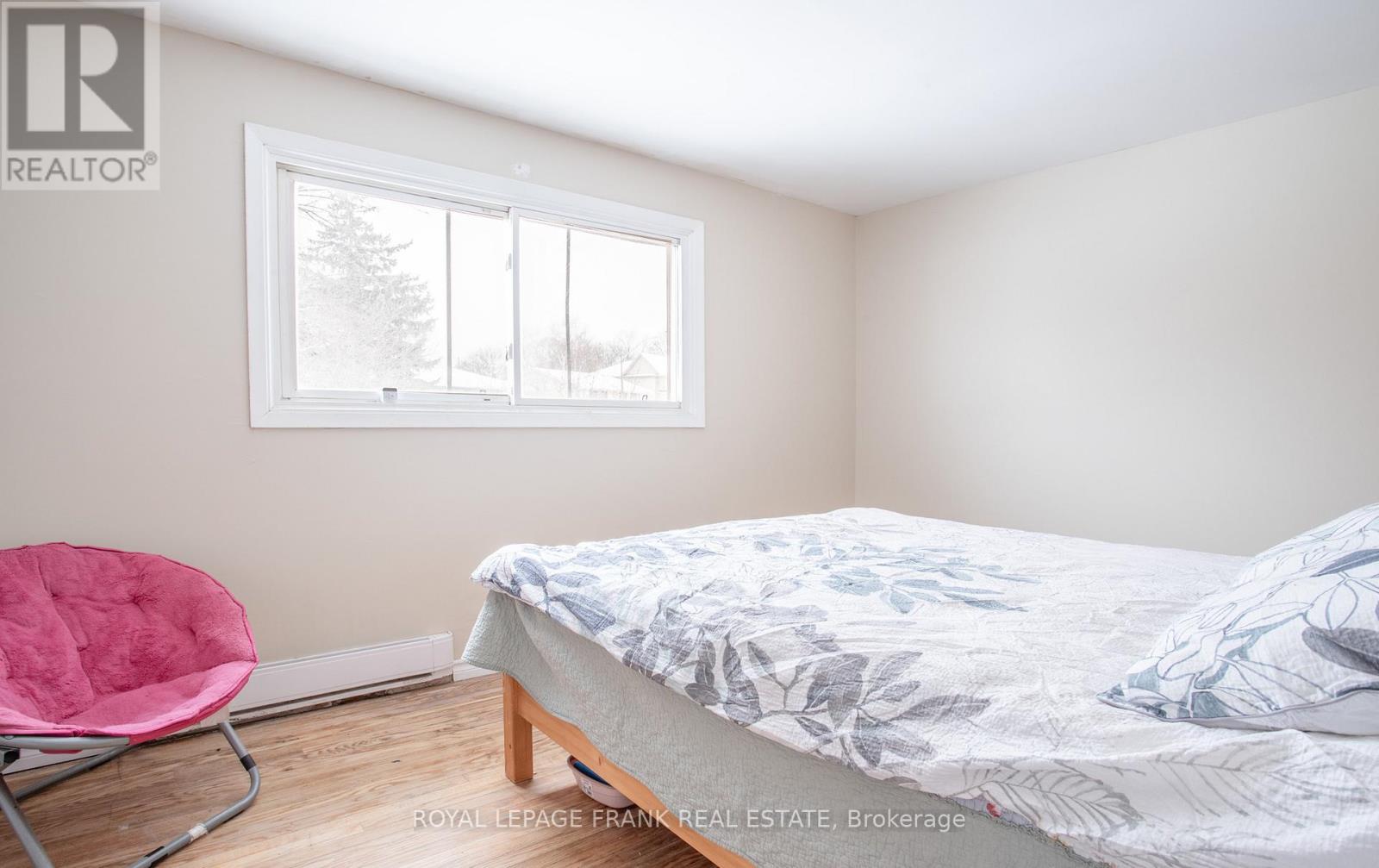 118 Capreol Court, Oshawa, Ontario  L1J 6E6 - Photo 13 - E12637456