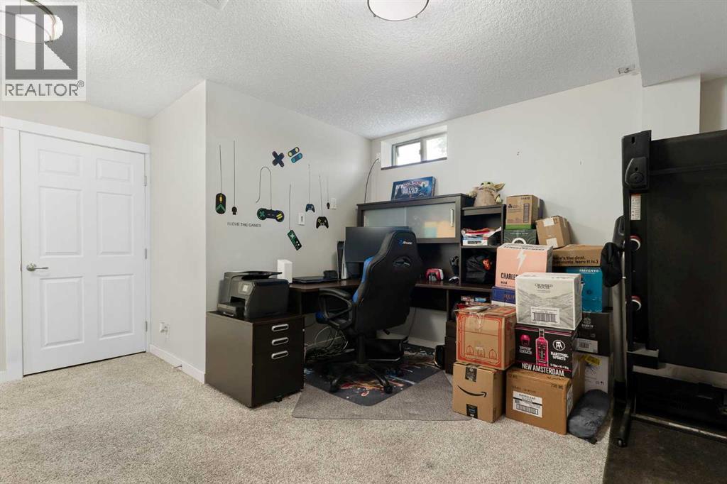 37 Benchlands Drive, Cochrane, Alberta  T4C 1C3 - Photo 32 - A2272679