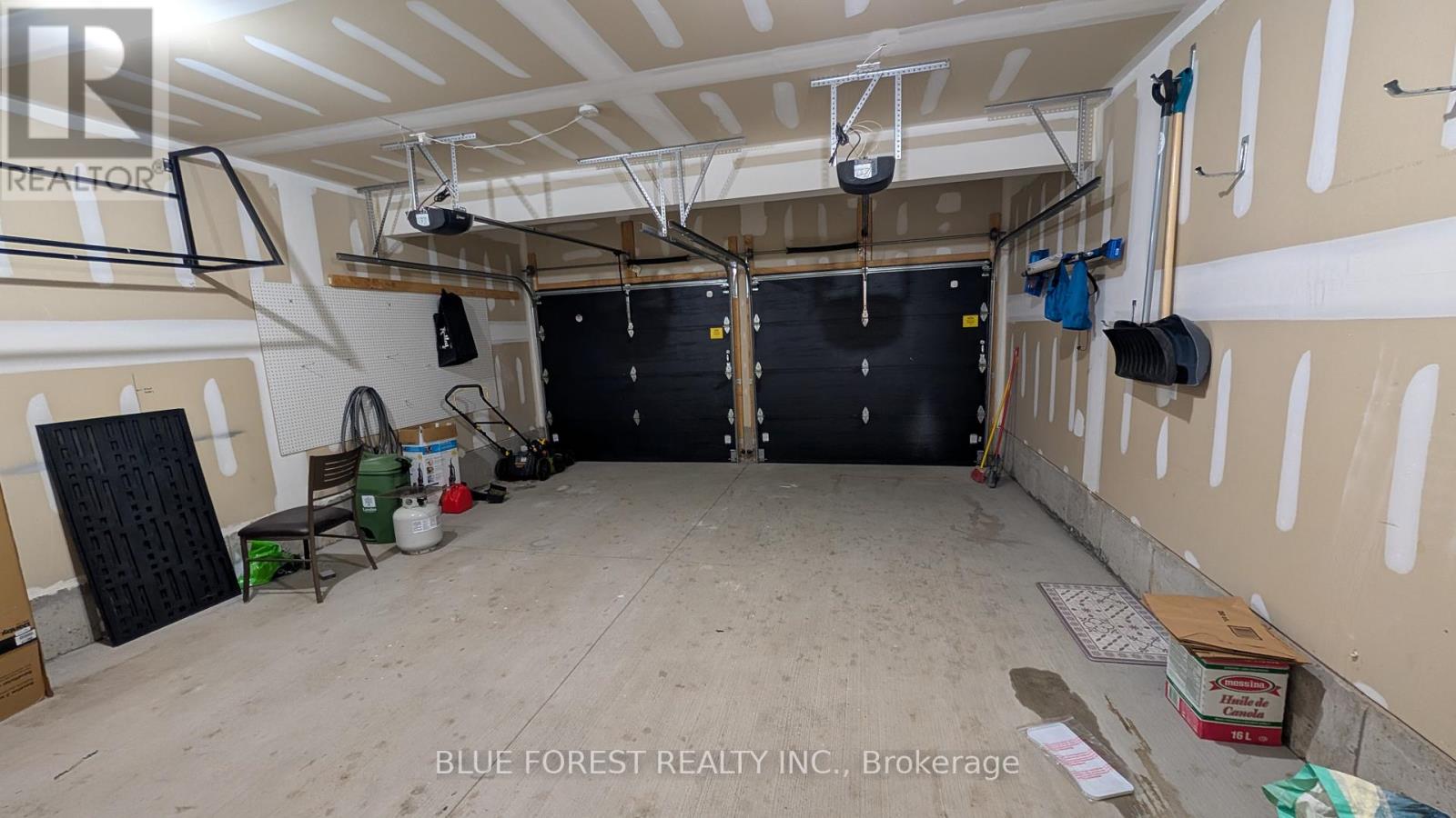 3319 Regiment Road, London South, Ontario  N6P 0G5 - Photo 33 - X12637342