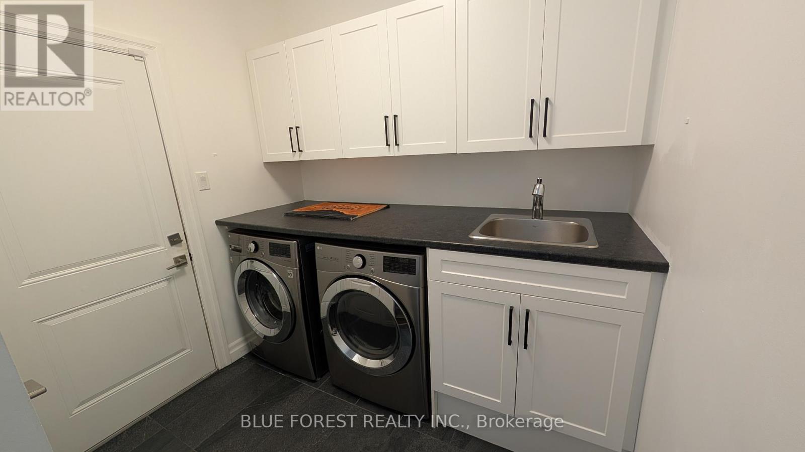 3319 Regiment Road, London South, Ontario  N6P 0G5 - Photo 9 - X12637342