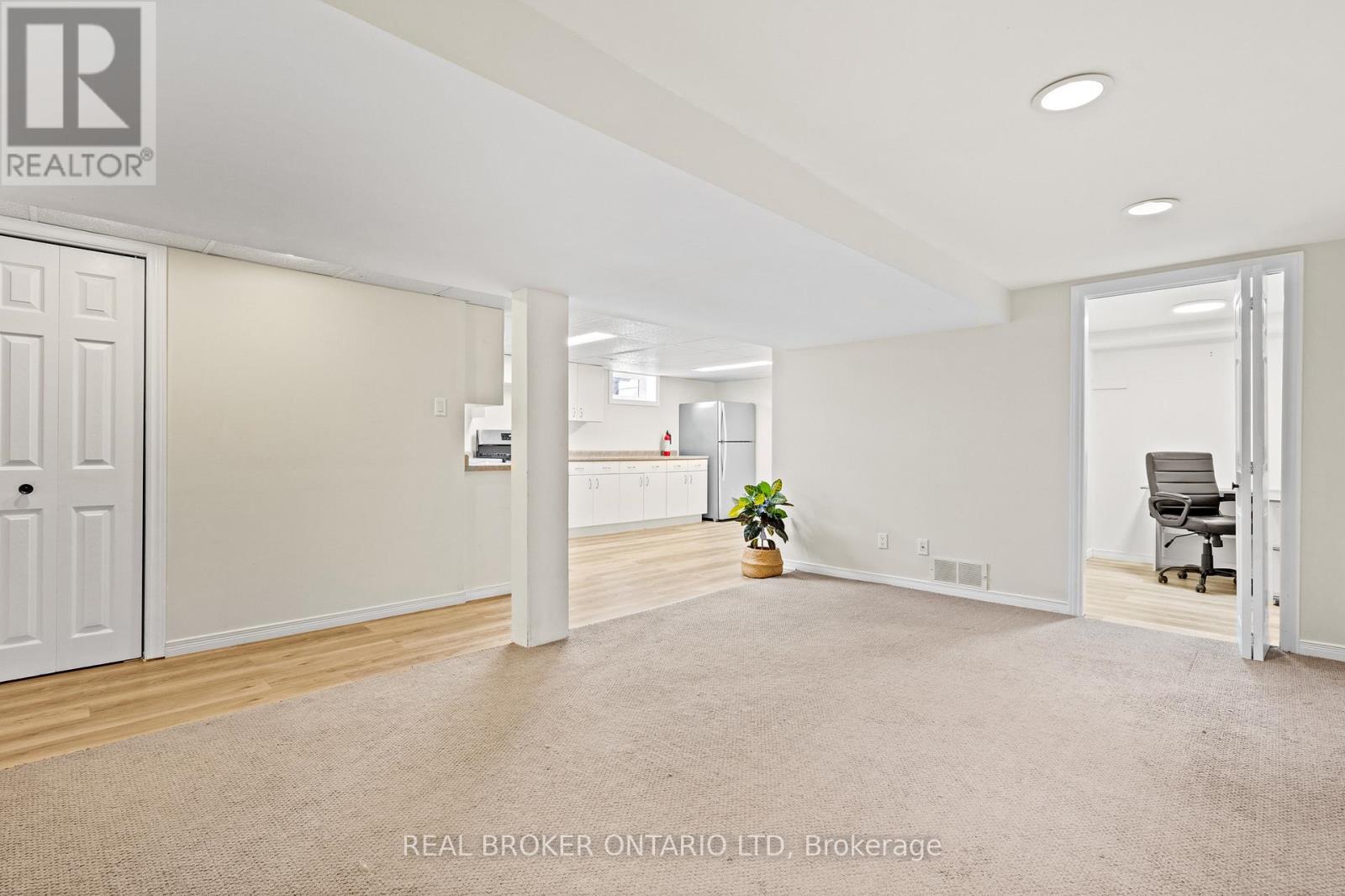 2 - 13 THORNTON STREET, Welland, Ontario