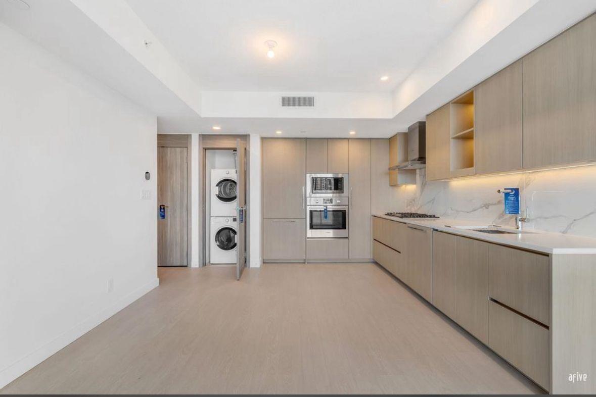 1310 13768 100 Avenue, Surrey, British Columbia  V3T 0V2 - Photo 3 - R3074170