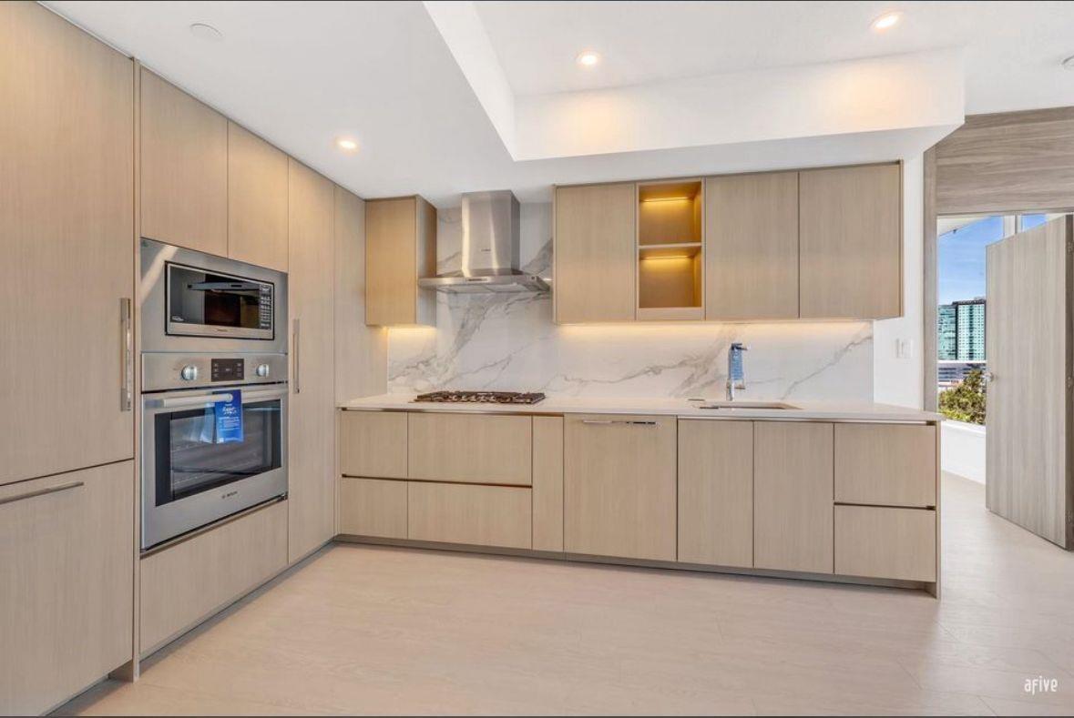 1310 13768 100 Avenue, Surrey, British Columbia  V3T 0V2 - Photo 5 - R3074170