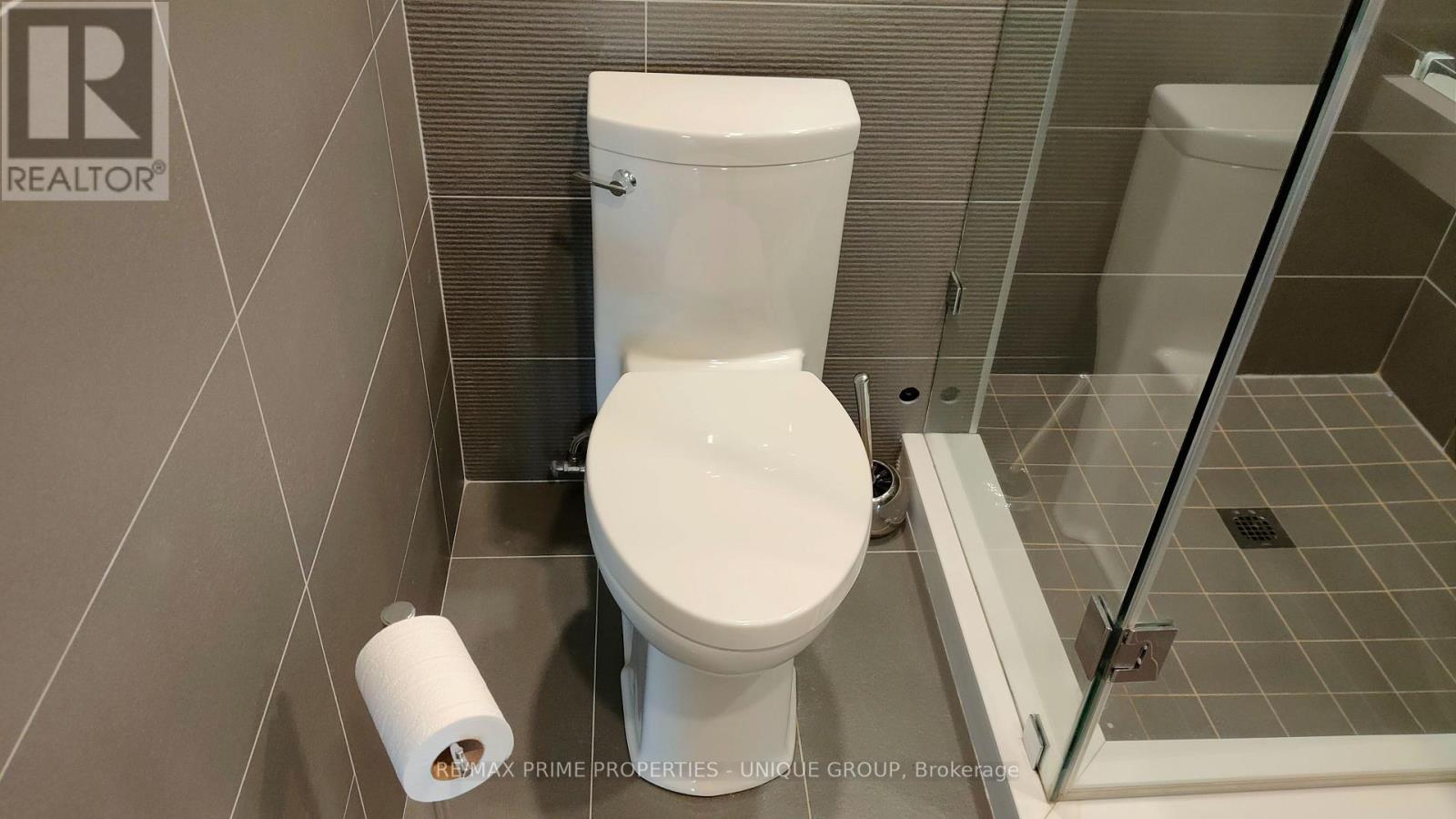 610 - 1 Palace Pier Court, Toronto, Ontario  M8V 3W9 - Photo 22 - W12612386