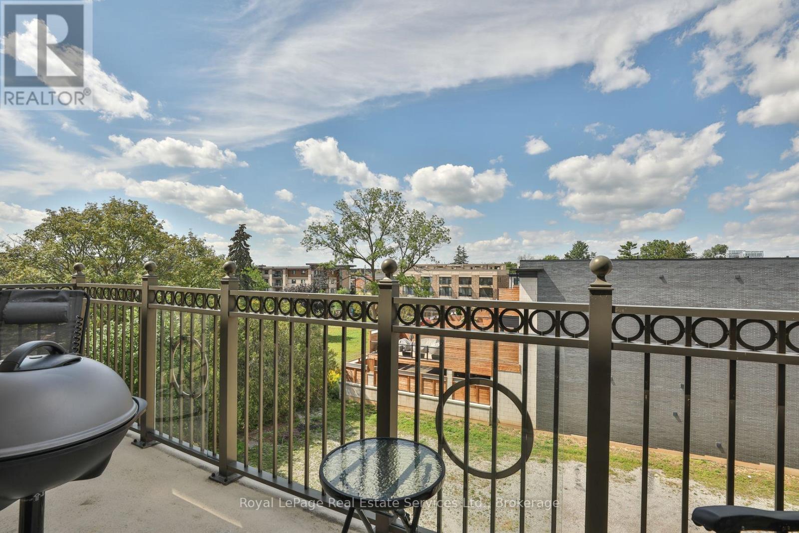 408 - 205 Lakeshore Road W, Oakville, Ontario  L6K 1B3 - Photo 10 - W12637404