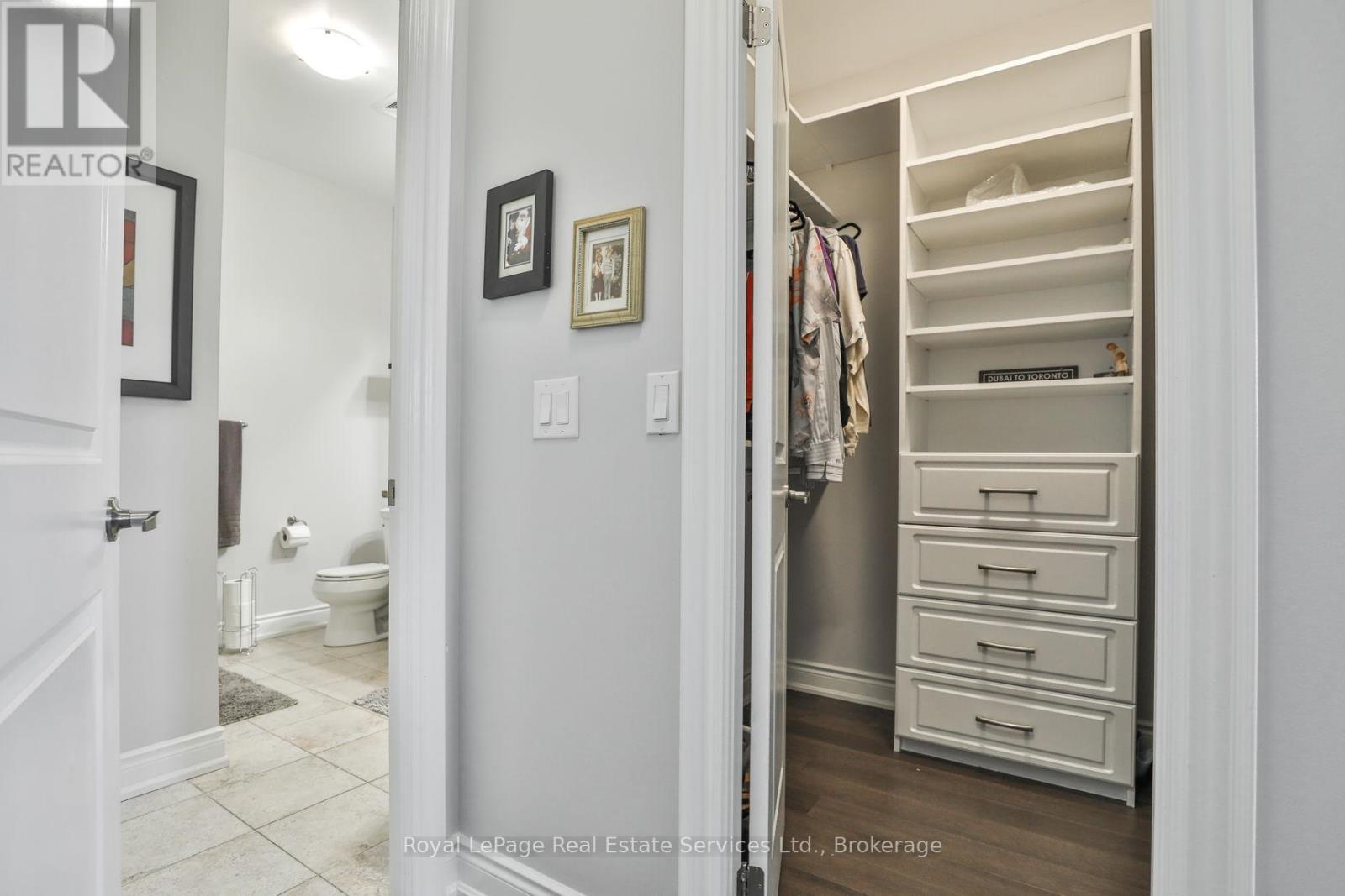 408 - 205 Lakeshore Road W, Oakville, Ontario  L6K 1B3 - Photo 20 - W12637404