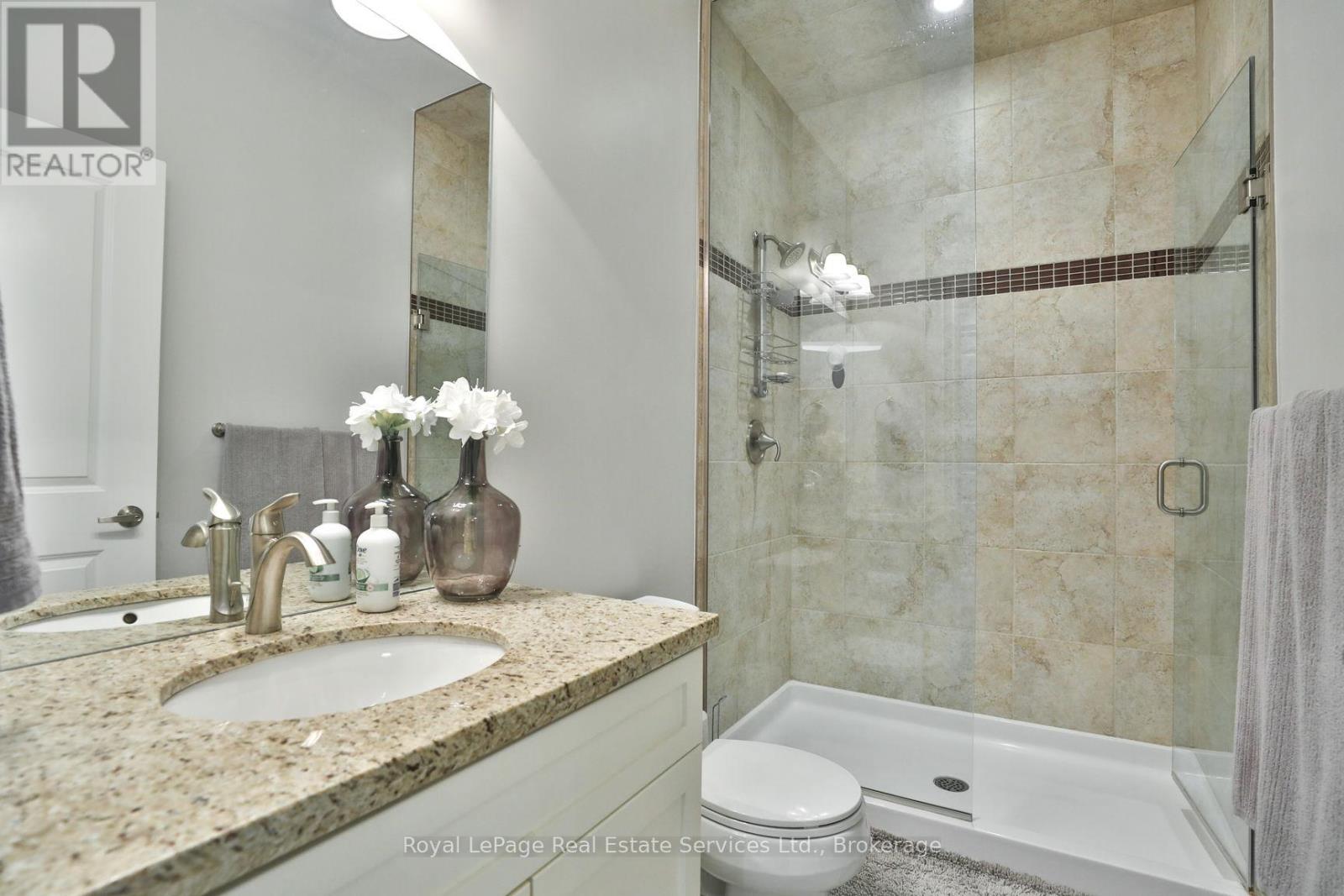 408 - 205 Lakeshore Road W, Oakville, Ontario  L6K 1B3 - Photo 23 - W12637404