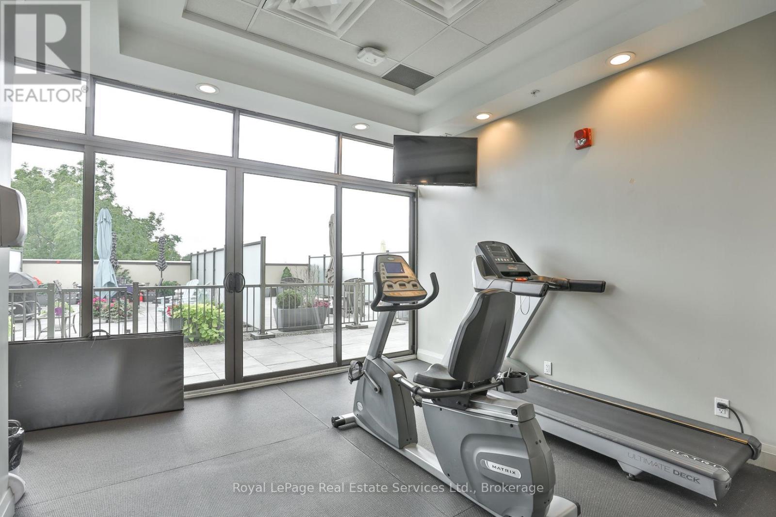 408 - 205 Lakeshore Road W, Oakville, Ontario  L6K 1B3 - Photo 32 - W12637404