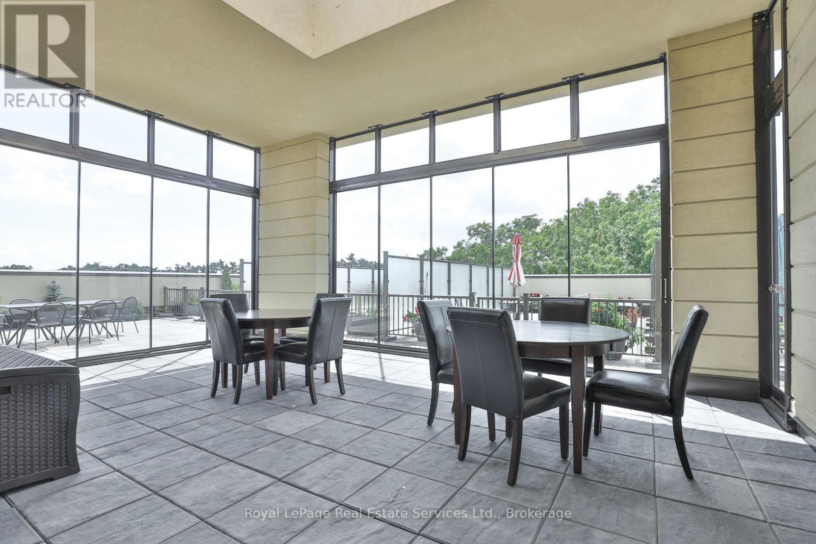 408 - 205 Lakeshore Road W, Oakville, Ontario  L6K 1B3 - Photo 33 - W12637404