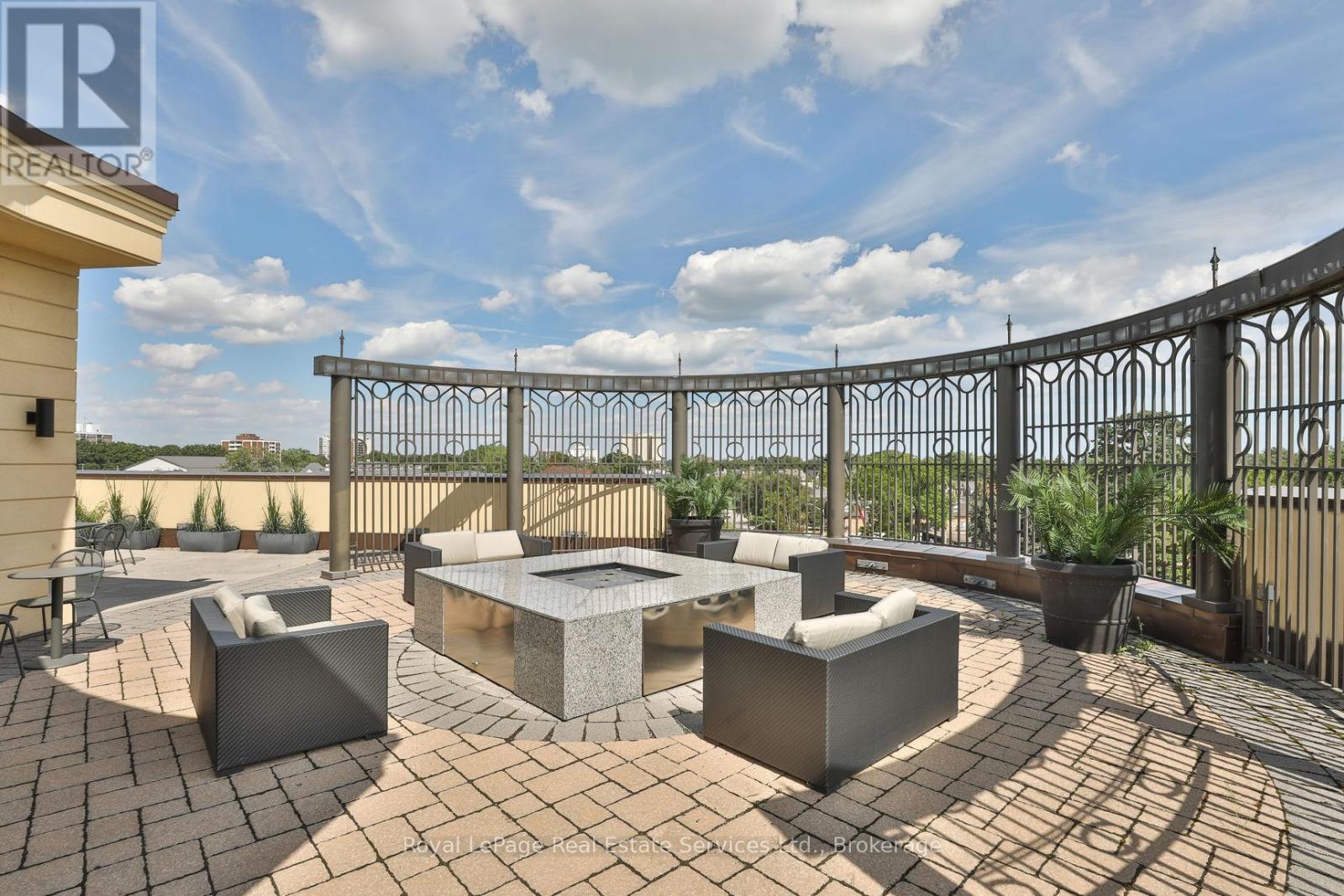 408 - 205 Lakeshore Road W, Oakville, Ontario  L6K 1B3 - Photo 34 - W12637404