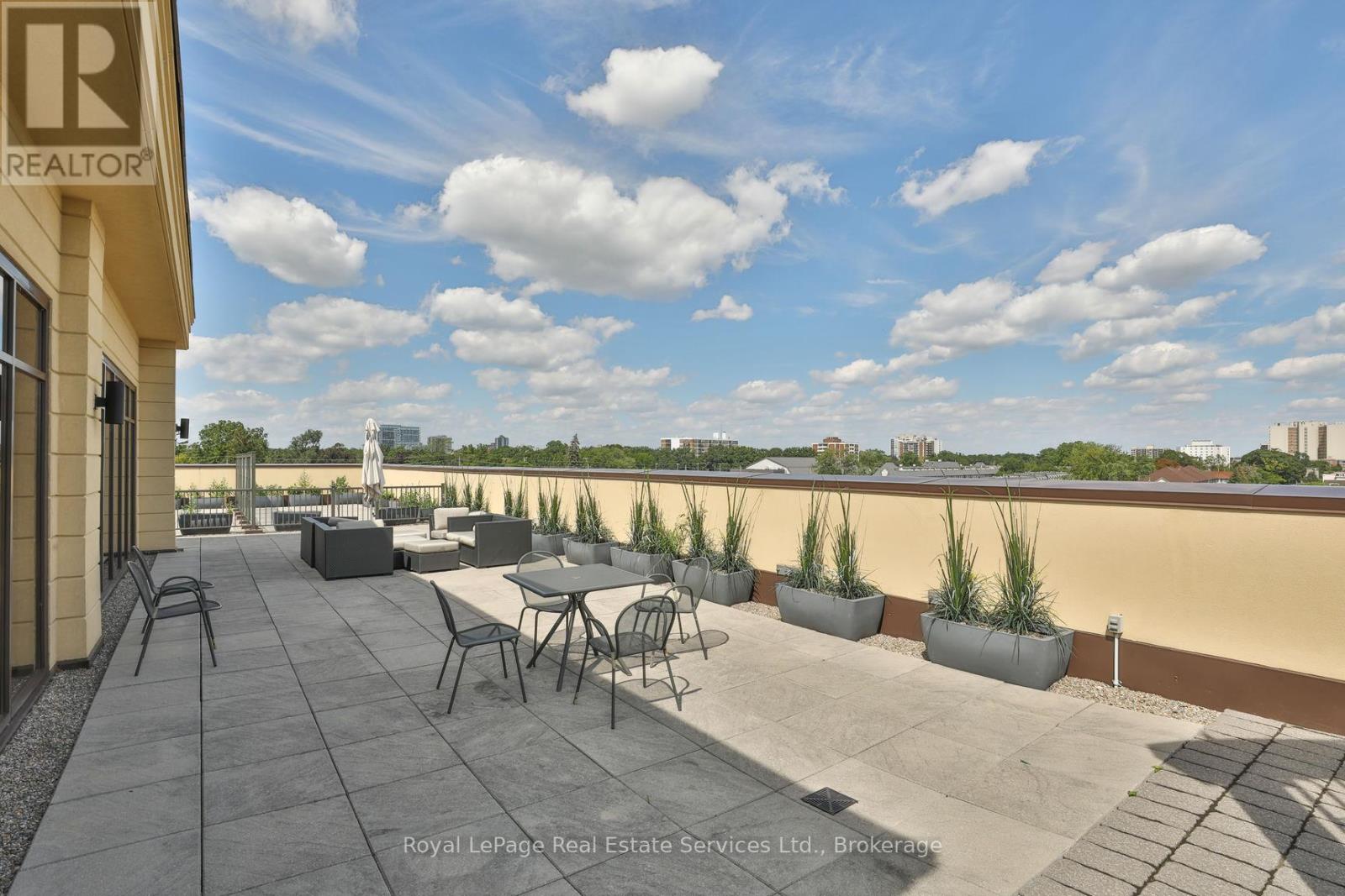 408 - 205 Lakeshore Road W, Oakville, Ontario  L6K 1B3 - Photo 37 - W12637404