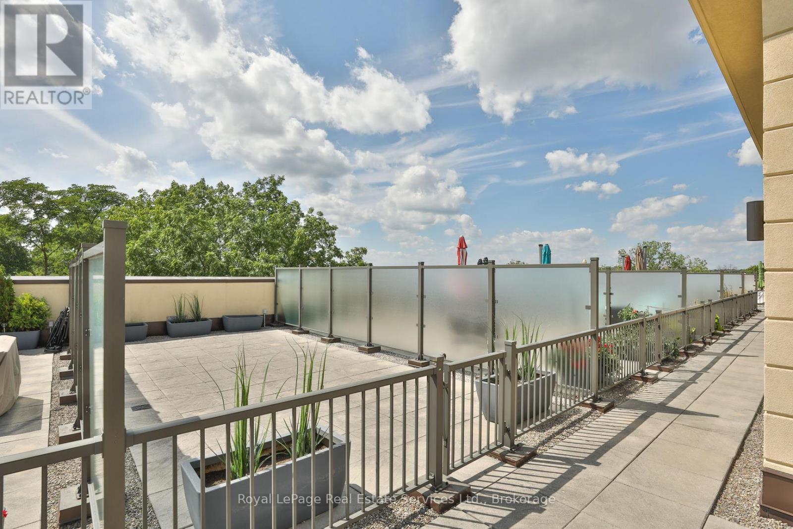 408 - 205 Lakeshore Road W, Oakville, Ontario  L6K 1B3 - Photo 38 - W12637404