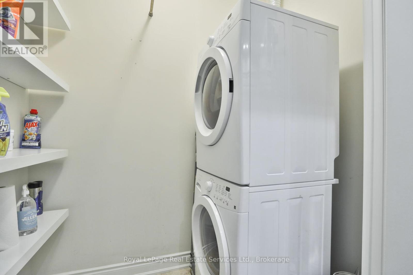 408 - 205 Lakeshore Road W, Oakville, Ontario  L6K 1B3 - Photo 40 - W12637404