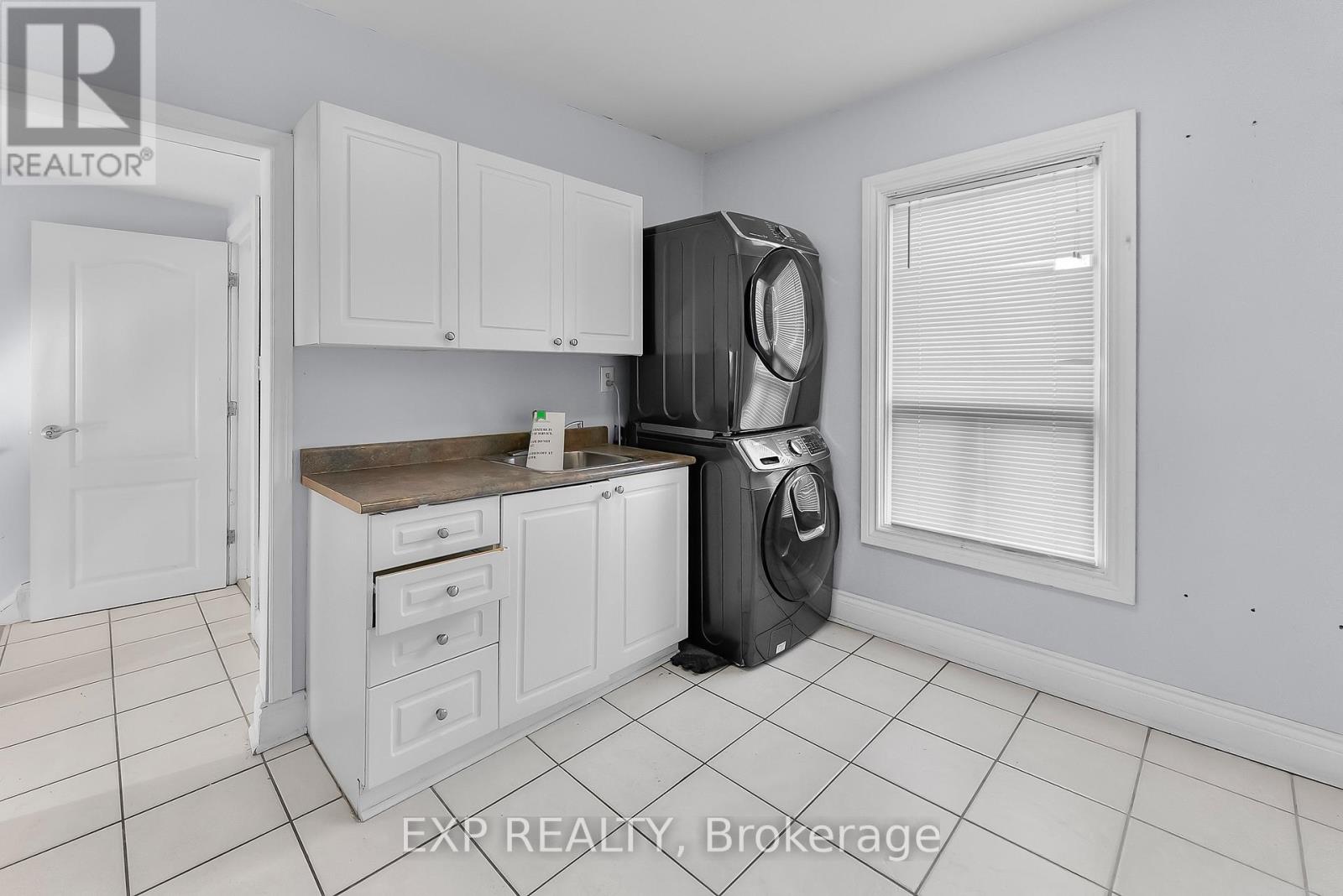 200 Kensington Avenue N, Hamilton (Crown Point), Ontario  L8L 7N7 - Photo 25 - X12637394