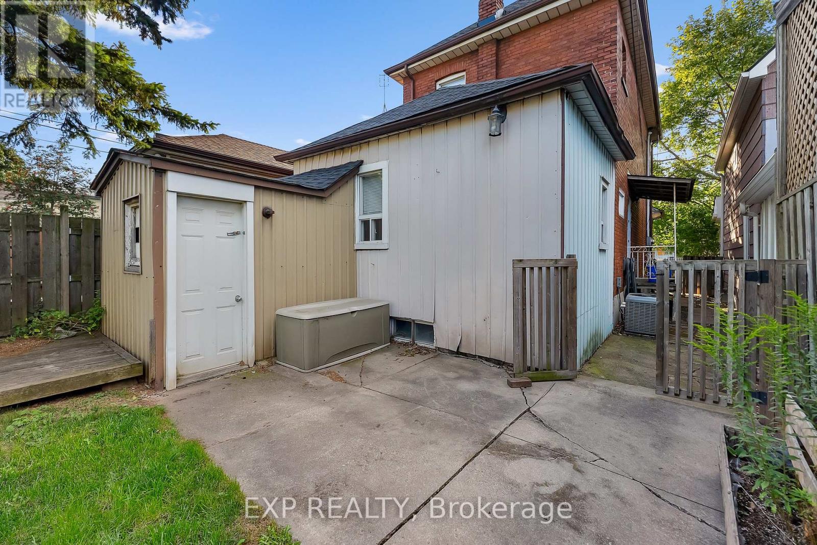 200 Kensington Avenue N, Hamilton (Crown Point), Ontario  L8L 7N7 - Photo 36 - X12637394