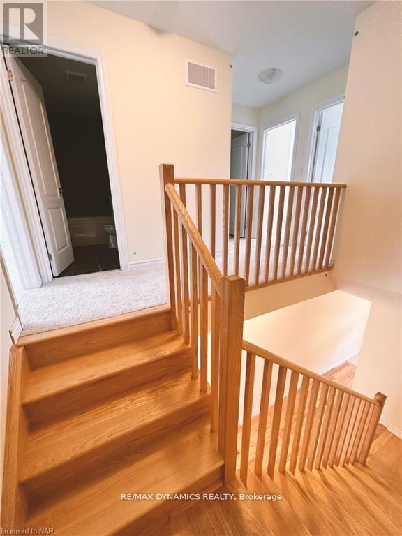 29 Sun Haven Lane, Thorold, Ontario  L2V 0K6 - Photo 11 - X12637444