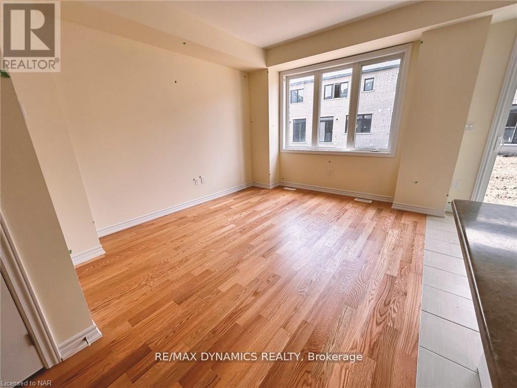 29 Sun Haven Lane, Thorold, Ontario  L2V 0K6 - Photo 5 - X12637444