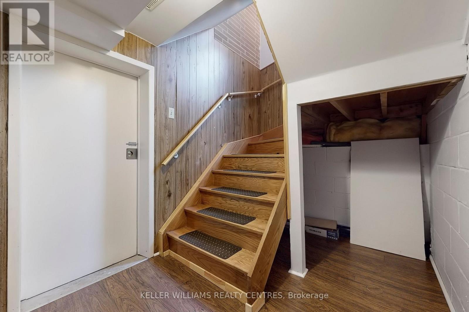 Unit B - 252 Elgin Mills Road W, Richmond Hill, Ontario  L4C 4M2 - Photo 10 - N12424417