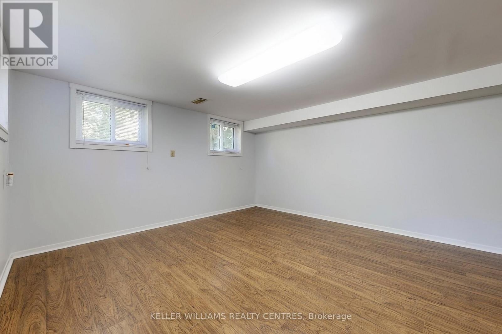 Unit B - 252 Elgin Mills Road W, Richmond Hill, Ontario  L4C 4M2 - Photo 9 - N12424417