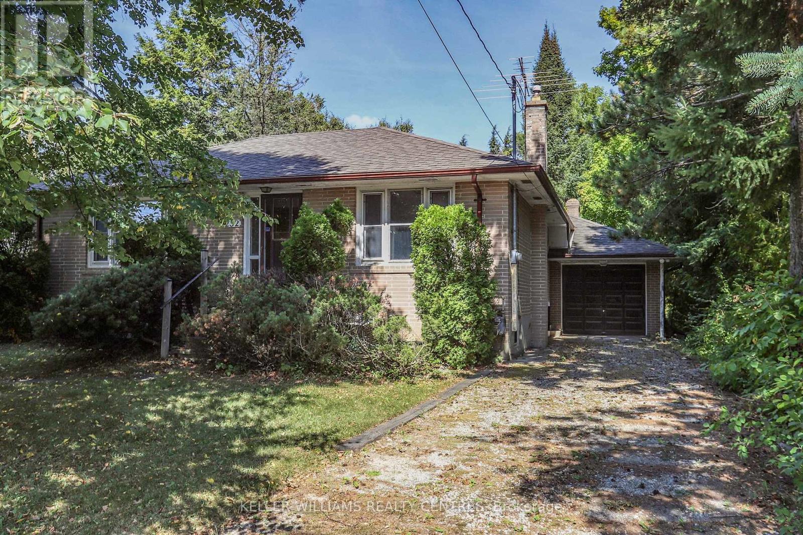 Unit B - 252 Elgin Mills Road W, Richmond Hill, Ontario  L4C 4M2 - Photo 15 - N12424417