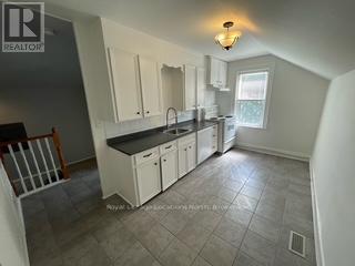 221 Main Street, Clearview, Ontario  L0M 1S0 - Photo 2 - S12637350