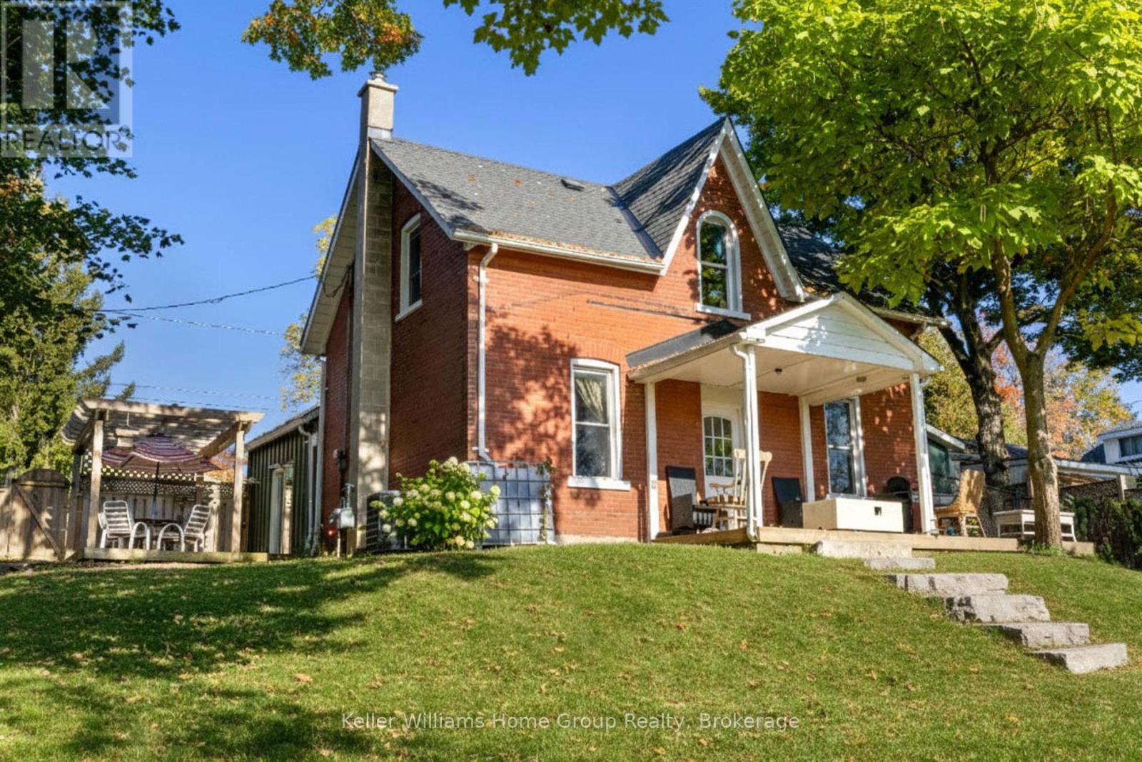 484 ST PATRICK STREET E, Centre Wellington, Ontario